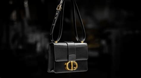 The Dior 30 Montaigne Bag Is An Investment Piece That’s Worth 